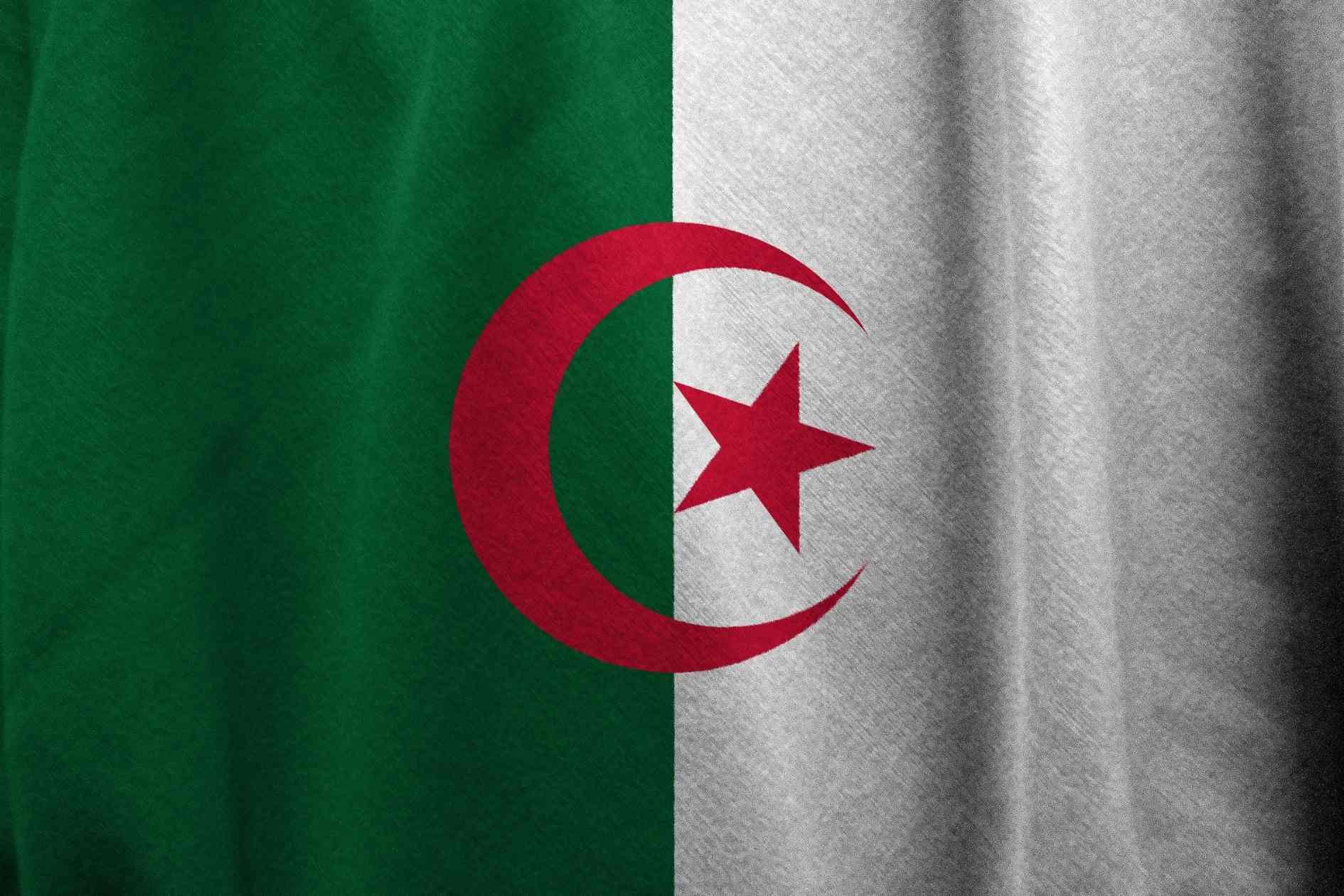 How to Save Money on International Calls to Algeria