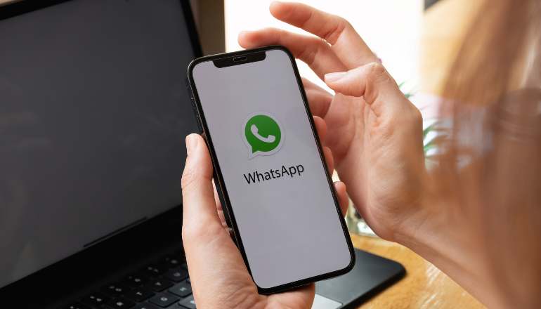 reasons behind whatsapp down