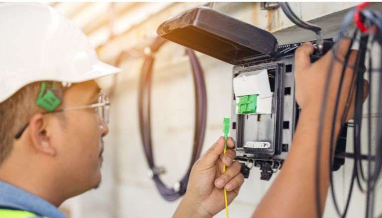 Broadband Service Cancellation Among Brits