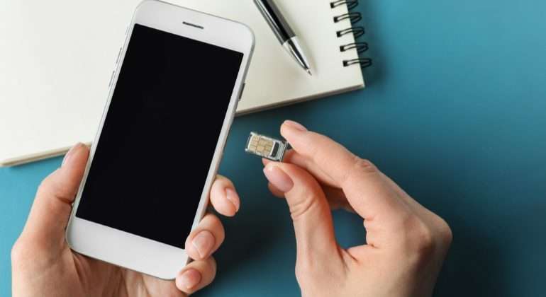 No SIM Card Installed