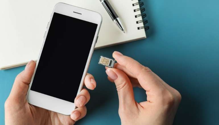 No SIM Card Installed